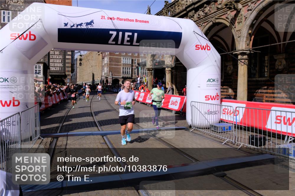 13.09.2026 - 21. swb-Marathon Bremen Tim E. http://msf.ph/oto/10383876 13.09.2026 13:21:36 Ziel 226, 2979, 3120, 3202, 3534, 4165, 4234, 4445, 4484, 4519, 4734, 6357, 6862, 8323, 8408, 8791, 8923, 9267, 9268, 9514, 9722, 9900 meine-sportfotos.de