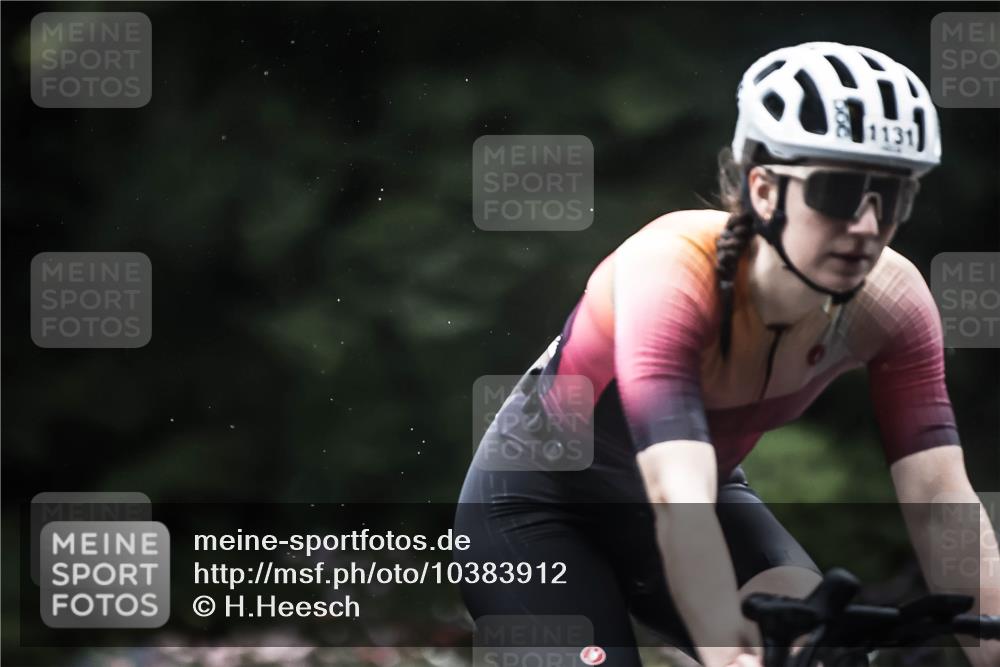 13.09.2026 - Stadtparktriathlon H.Heesch http://msf.ph/oto/10383912 13.09.2026 12:33:49 Radfahren 1008, 1086, 1093, 1099, 1117, 1131 meine-sportfotos.de