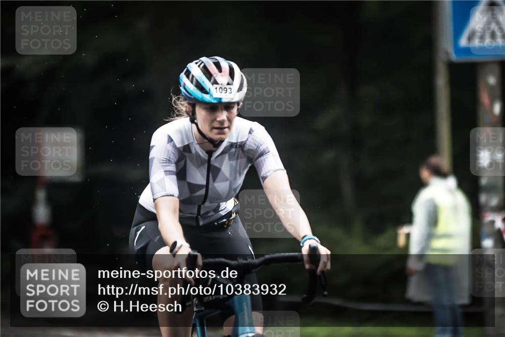 13.09.2026 - Stadtparktriathlon H.Heesch http://msf.ph/oto/10383932 13.09.2026 12:33:51 Radfahren 1008, 1086, 1093, 1099, 1117, 1131, 1147 meine-sportfotos.de
