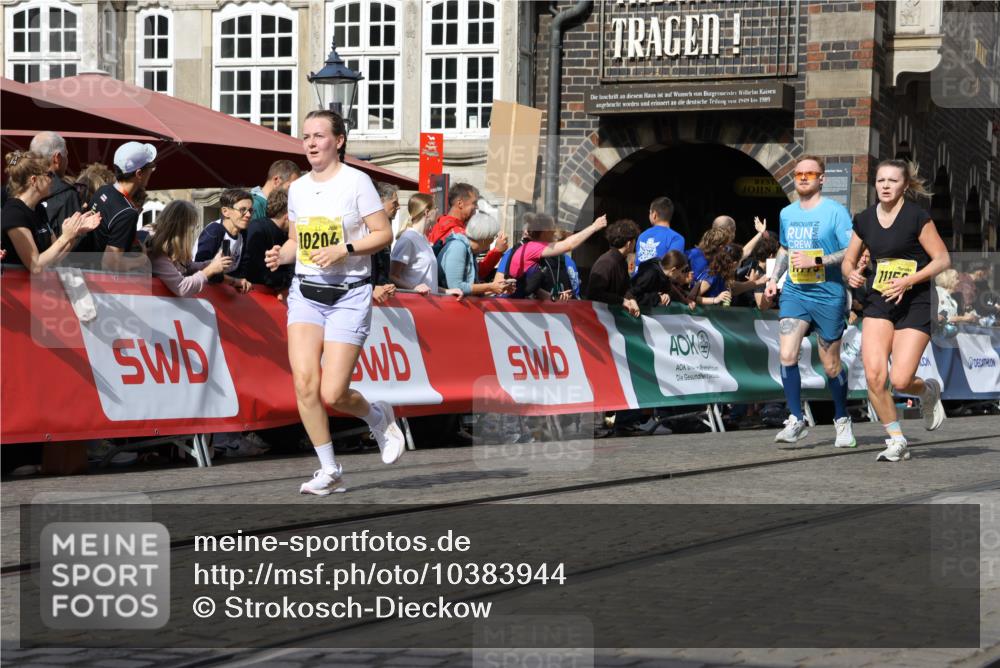 13.09.2026 - 21. swb-Marathon Bremen Strokosch-Dieckow http://msf.ph/oto/10383944 13.09.2026 11:06:12 Ziel 10018, 10168, 10238, 10305, 10382, 10457, 10619, 11024, 11132, 11164, 11477, 12186, 12378, 12523, 12528, 12773, 10376, 10681, 10682, 10852, 10853, 11028, 11340, 11374, 11432, 11690, 11729, 11849, 12217, 12479 meine-sportfotos.de