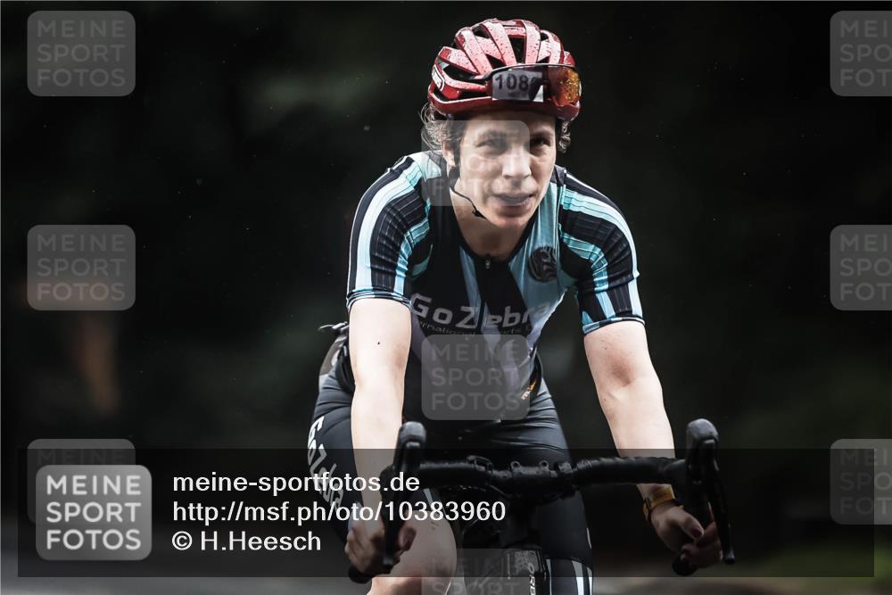 13.09.2026 - Stadtparktriathlon H.Heesch http://msf.ph/oto/10383960 13.09.2026 12:33:53 Radfahren 1086, 1093, 1099, 1131, 1147 meine-sportfotos.de