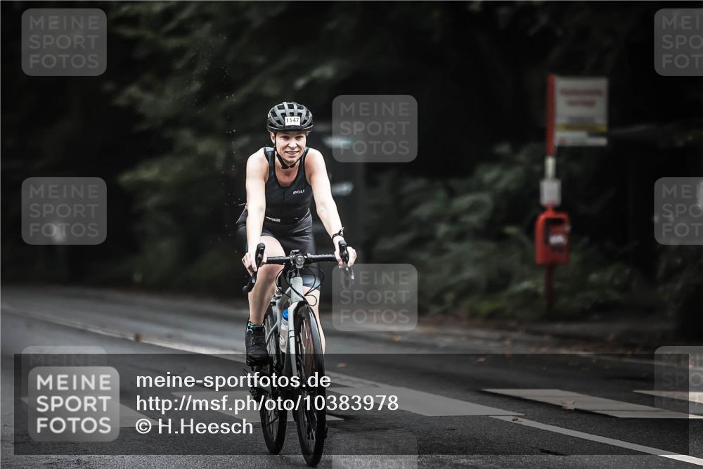 13.09.2026 - Stadtparktriathlon H.Heesch http://msf.ph/oto/10383978 13.09.2026 12:33:57 Radfahren 1086, 1139, 1147, 1161 meine-sportfotos.de