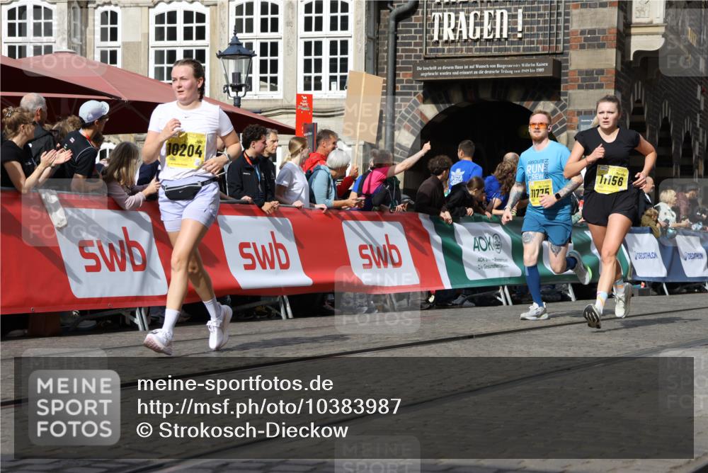 13.09.2026 - 21. swb-Marathon Bremen Strokosch-Dieckow http://msf.ph/oto/10383987 13.09.2026 11:06:12 Ziel 10018, 10168, 10238, 10305, 10382, 10457, 10619, 11024, 11132, 11164, 11477, 12186, 12378, 12523, 12528, 12773, 10376, 10681, 10682, 10852, 10853, 11028, 11340, 11374, 11432, 11690, 11729, 11849, 12217, 12479 meine-sportfotos.de