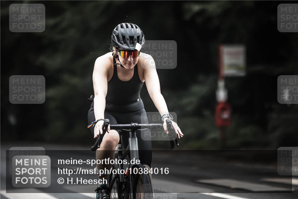 13.09.2026 - Stadtparktriathlon H.Heesch http://msf.ph/oto/10384016 13.09.2026 12:34:00 Radfahren 987, 1031, 1139, 1147, 1161, 1308 meine-sportfotos.de