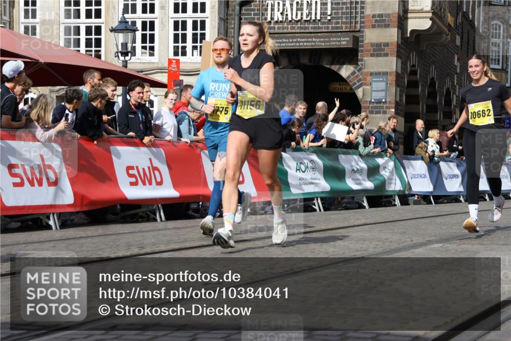 13.09.2026 - 21. swb-Marathon Bremen Strokosch-Dieckow http://msf.ph/oto/10384041 13.09.2026 11:06:13 Ziel 10018, 10168, 10204, 10238, 10305, 10382, 10457, 10619, 10662, 11024, 11132, 11156, 11164, 11477, 12186, 12378, 12486, 12523, 12528, 12773, 10376, 10681, 10682, 10852, 10853, 11028, 11340, 11374, 11432, 11690, 11729, 11849, 12217, 12479 meine-sportfotos.de