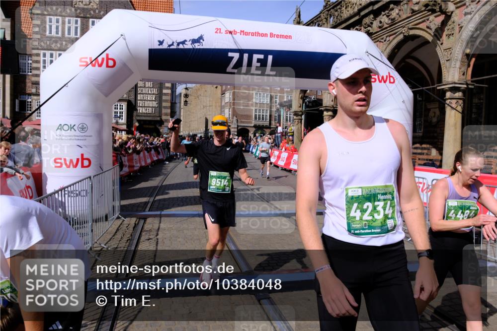 13.09.2026 - 21. swb-Marathon Bremen Tim E. http://msf.ph/oto/10384048 13.09.2026 13:21:46 Ziel 1130, 2570, 2904, 3120, 3202, 3435, 3534, 3655, 3930, 4165, 4234, 4445, 4484, 4519, 5542, 6862, 7176, 8184, 8270, 8384, 8730, 8923, 9048, 9514, 9722, 9900, 13145 meine-sportfotos.de