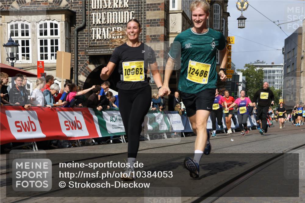 13.09.2026 - 21. swb-Marathon Bremen Strokosch-Dieckow http://msf.ph/oto/10384053 13.09.2026 11:06:15 Ziel 10018, 10168, 10204, 10305, 10382, 10619, 10662, 11024, 11132, 11156, 11164, 11477, 11775, 12186, 12378, 12486, 12523, 12528, 12773, 10376, 10681, 10682, 10852, 10853, 11028, 11340, 11374, 11432, 11729, 11849, 12217, 12479, 12485 meine-sportfotos.de