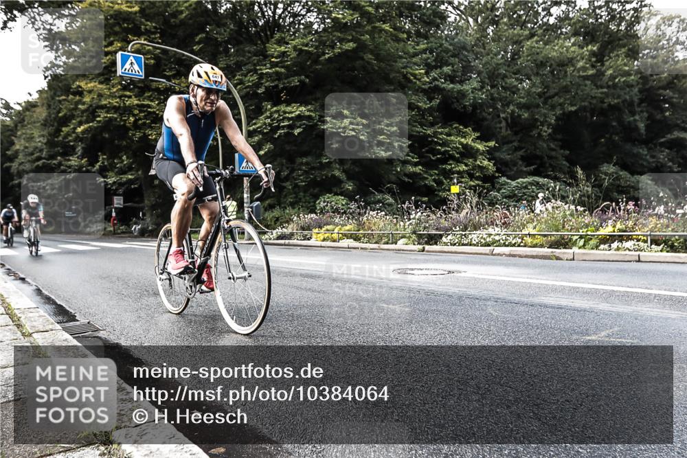 13.09.2026 - Stadtparktriathlon H.Heesch http://msf.ph/oto/10384064 13.09.2026 11:18:31 Radfahren 647, 730, 792, 820, 821 meine-sportfotos.de
