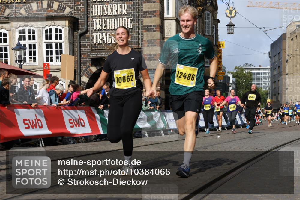 13.09.2026 - 21. swb-Marathon Bremen Strokosch-Dieckow http://msf.ph/oto/10384066 13.09.2026 11:06:15 Ziel 10018, 10168, 10204, 10305, 10382, 10619, 10662, 11024, 11132, 11156, 11164, 11477, 11775, 12186, 12378, 12486, 12523, 12528, 12773, 10376, 10681, 10682, 10852, 10853, 11028, 11340, 11374, 11432, 11729, 11849, 12217, 12479, 12485 meine-sportfotos.de