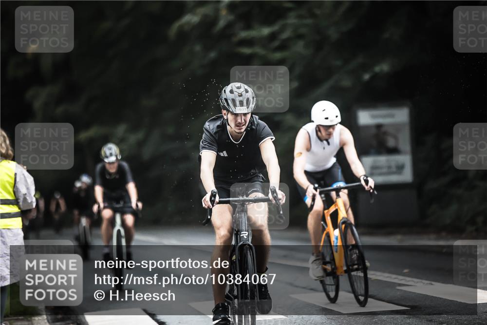 13.09.2026 - Stadtparktriathlon H.Heesch http://msf.ph/oto/10384067 13.09.2026 12:34:06 Radfahren 987, 1031, 1089, 1139, 1150, 1161, 1184, 1308 meine-sportfotos.de