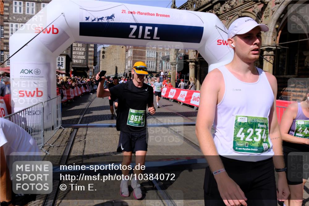 13.09.2026 - 21. swb-Marathon Bremen Tim E. http://msf.ph/oto/10384072 13.09.2026 13:21:46 Ziel 1130, 2570, 2904, 3120, 3202, 3435, 3534, 3655, 3930, 4165, 4234, 4445, 4484, 4519, 5542, 6862, 7176, 8184, 8270, 8384, 8730, 8923, 9048, 9514, 9722, 9900, 13145 meine-sportfotos.de