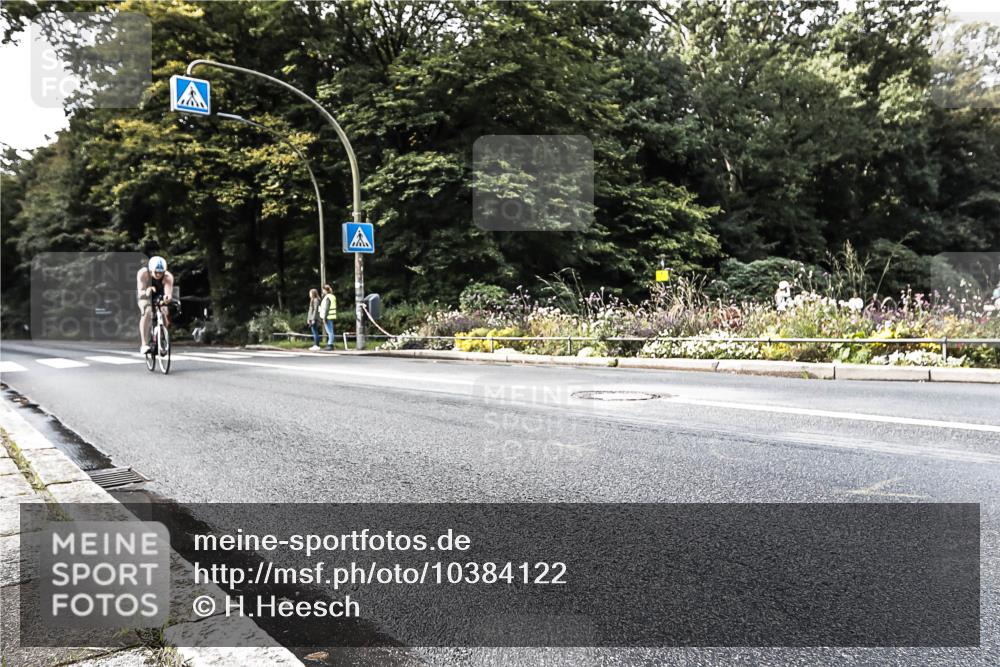 13.09.2026 - Stadtparktriathlon H.Heesch http://msf.ph/oto/10384122 13.09.2026 11:18:49 Radfahren 603, 688 meine-sportfotos.de