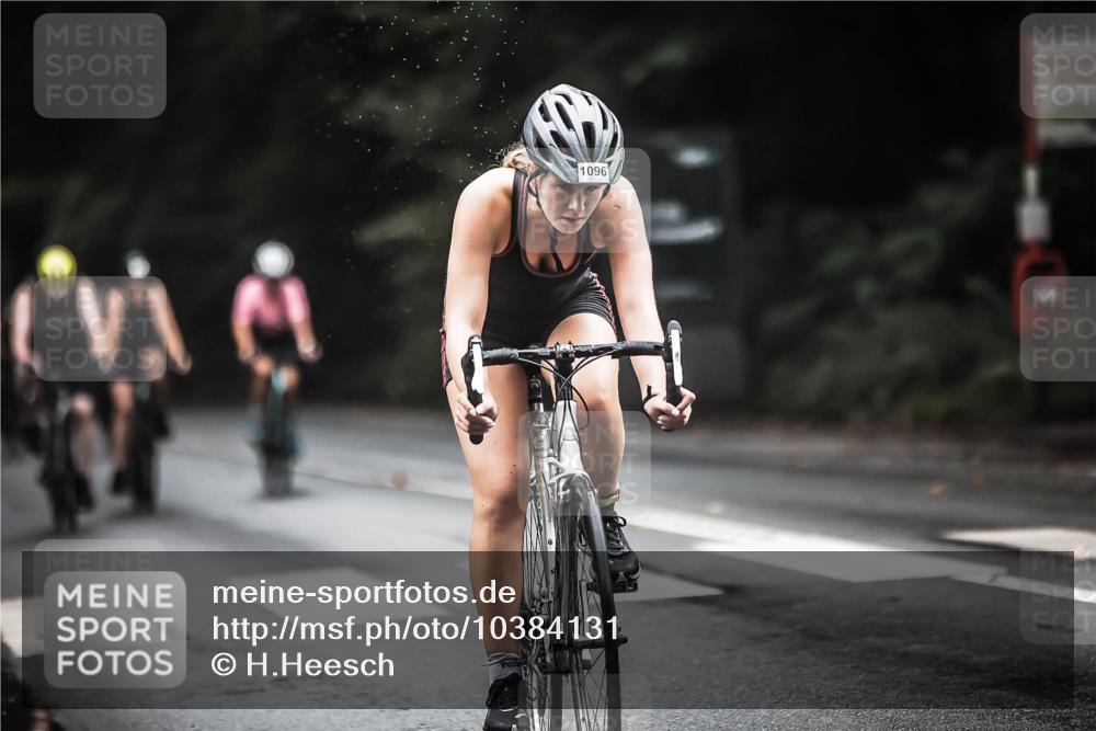 13.09.2026 - Stadtparktriathlon H.Heesch http://msf.ph/oto/10384131 13.09.2026 12:34:13 Radfahren 1043, 1089, 1096, 1104, 1141, 1145, 1150, 1170, 1184, 1187 meine-sportfotos.de
