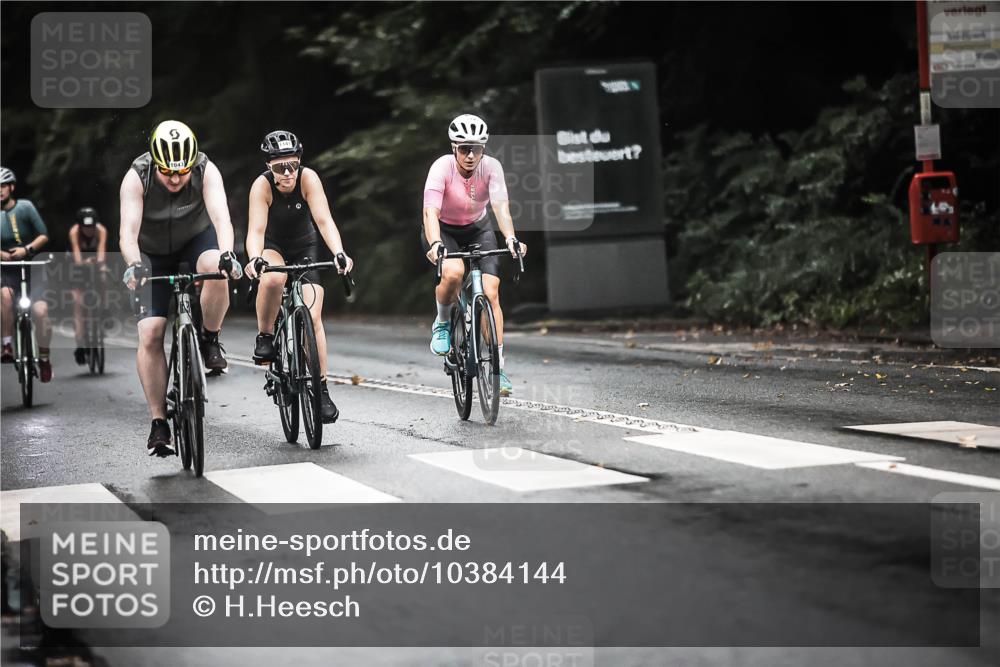 13.09.2026 - Stadtparktriathlon H.Heesch http://msf.ph/oto/10384144 13.09.2026 12:34:15 Radfahren 1029, 1043, 1096, 1104, 1141, 1145, 1150, 1170, 1184, 1187 meine-sportfotos.de