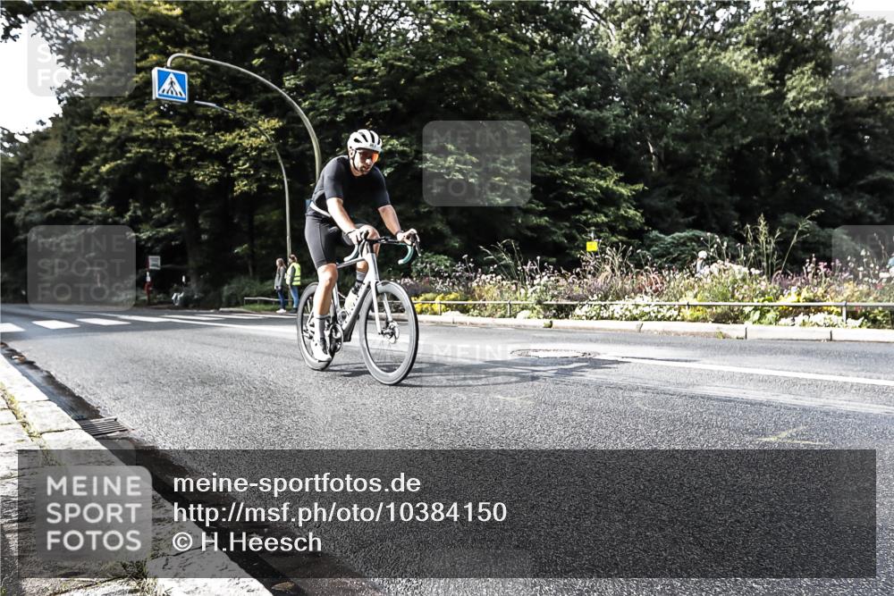 13.09.2026 - Stadtparktriathlon H.Heesch http://msf.ph/oto/10384150 13.09.2026 11:18:52 Radfahren 603, 688 meine-sportfotos.de