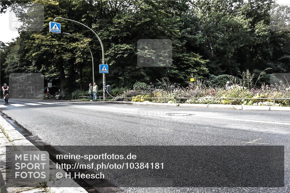 13.09.2026 - Stadtparktriathlon H.Heesch http://msf.ph/oto/10384181 13.09.2026 11:18:55 Radfahren 603, 685, 694 meine-sportfotos.de