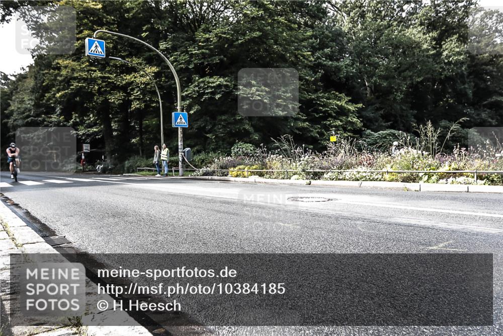 13.09.2026 - Stadtparktriathlon H.Heesch http://msf.ph/oto/10384185 13.09.2026 11:18:55 Radfahren 603, 685, 694 meine-sportfotos.de