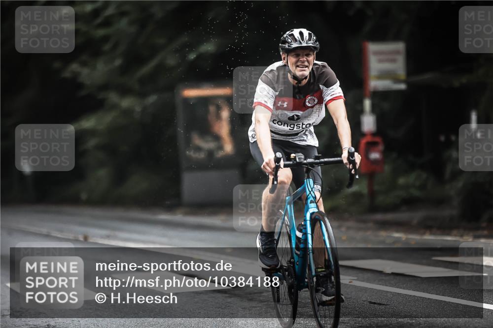 13.09.2026 - Stadtparktriathlon H.Heesch http://msf.ph/oto/10384188 13.09.2026 12:34:20 Radfahren 1029, 1043, 1104, 1141, 1145, 1170, 1187, 1235 meine-sportfotos.de