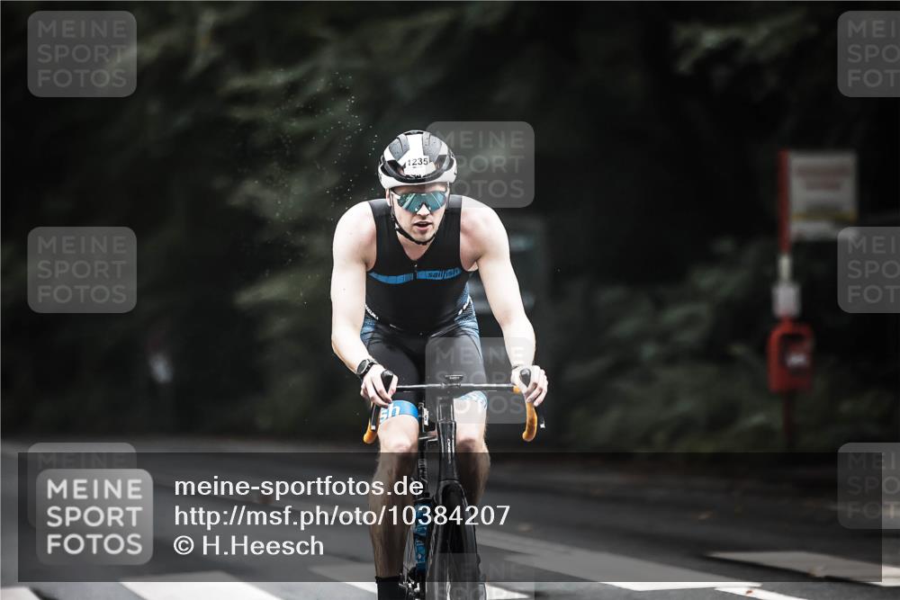 13.09.2026 - Stadtparktriathlon H.Heesch http://msf.ph/oto/10384207 13.09.2026 12:34:26 Radfahren 1005, 1029, 1235 meine-sportfotos.de