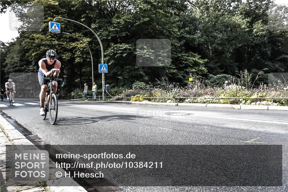 13.09.2026 - Stadtparktriathlon H.Heesch http://msf.ph/oto/10384211 13.09.2026 11:18:57 Radfahren 685, 694, 710, 778 meine-sportfotos.de