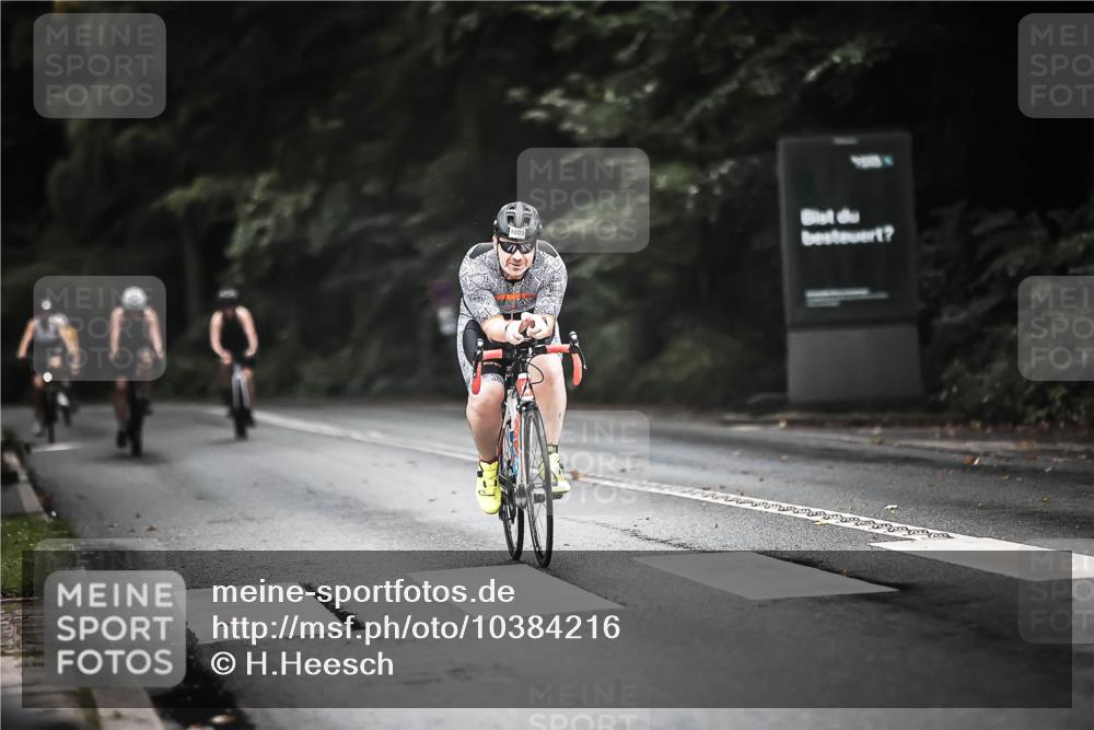 13.09.2026 - Stadtparktriathlon H.Heesch http://msf.ph/oto/10384216 13.09.2026 12:34:29 Radfahren 1005, 1144, 1159, 1235 meine-sportfotos.de
