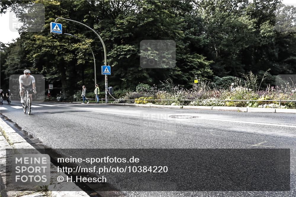 13.09.2026 - Stadtparktriathlon H.Heesch http://msf.ph/oto/10384220 13.09.2026 11:18:58 Radfahren 685, 694, 710, 778 meine-sportfotos.de