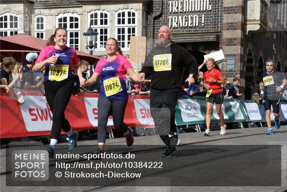 13.09.2026 - 21. swb-Marathon Bremen Strokosch-Dieckow http://msf.ph/oto/10384222 13.09.2026 11:06:19 Ziel 10018, 10204, 10305, 10375, 10382, 10619, 10662, 11132, 11156, 11164, 11477, 11674, 11775, 11786, 12186, 12378, 12486, 12523, 12528, 10852, 10853, 11021, 11028, 11240, 11340, 11374, 11432, 11729, 12217, 12485 meine-sportfotos.de