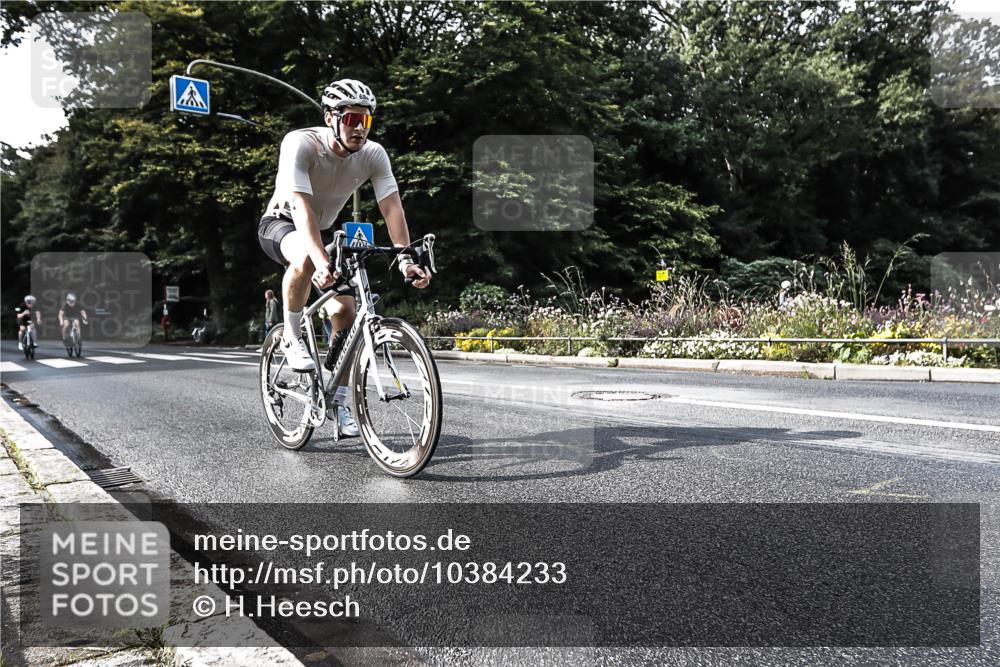 13.09.2026 - Stadtparktriathlon H.Heesch http://msf.ph/oto/10384233 13.09.2026 11:18:58 Radfahren 685, 694, 710, 778 meine-sportfotos.de