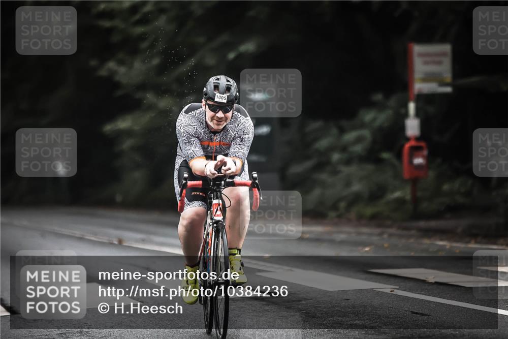 13.09.2026 - Stadtparktriathlon H.Heesch http://msf.ph/oto/10384236 13.09.2026 12:34:30 Radfahren 1005, 1144, 1159, 1167, 1224, 1235 meine-sportfotos.de