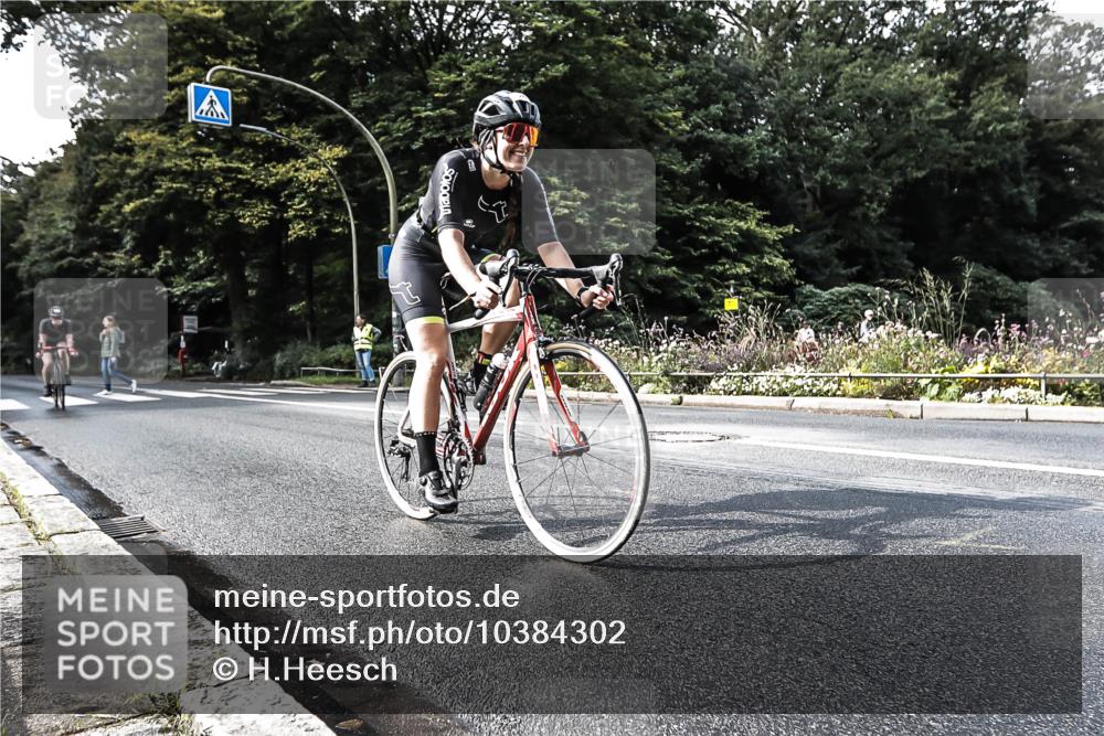 13.09.2026 - Stadtparktriathlon H.Heesch http://msf.ph/oto/10384302 13.09.2026 11:19:04 Radfahren 524, 721, 726, 817 meine-sportfotos.de