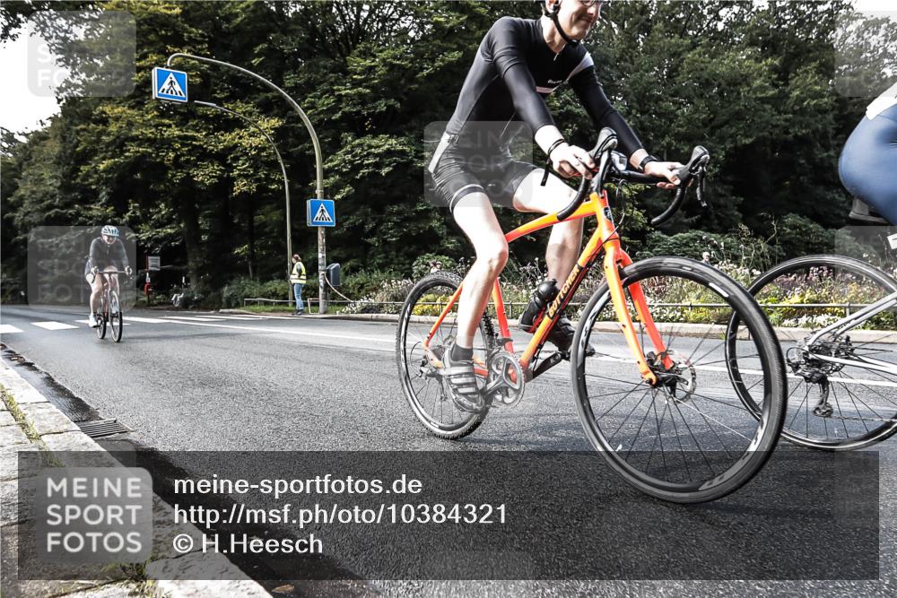 13.09.2026 - Stadtparktriathlon H.Heesch http://msf.ph/oto/10384321 13.09.2026 11:19:13 Radfahren 706, 731, 769 meine-sportfotos.de
