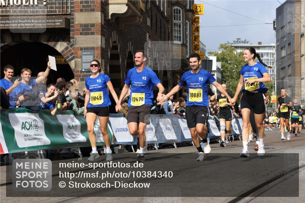 13.09.2026 - 21. swb-Marathon Bremen Strokosch-Dieckow http://msf.ph/oto/10384340 13.09.2026 11:06:27 Ziel 10204, 10375, 10619, 10662, 11029, 11132, 11156, 11460, 11674, 11690, 11775, 11786, 12186, 12486, 10323, 10654, 10795, 10849, 10989, 11021, 11240, 12146, 12485 meine-sportfotos.de