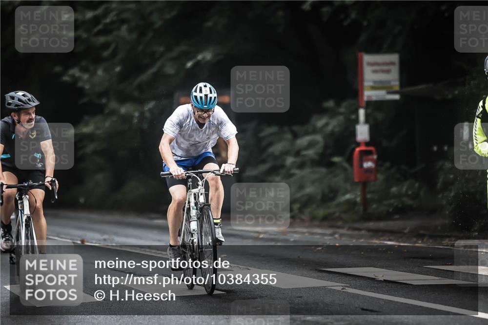 13.09.2026 - Stadtparktriathlon H.Heesch http://msf.ph/oto/10384355 13.09.2026 12:34:46 Radfahren 978, 1062, 1063, 1073, 1106, 1177, 1178, 1234 meine-sportfotos.de
