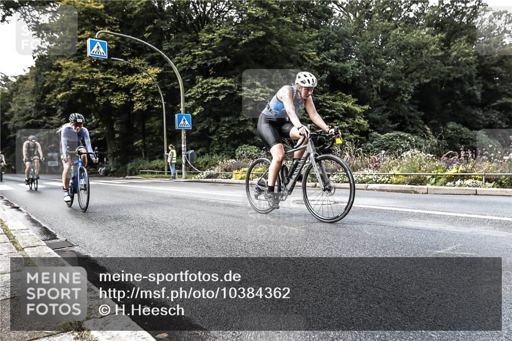13.09.2026 - Stadtparktriathlon H.Heesch http://msf.ph/oto/10384362 13.09.2026 11:19:35 Radfahren 600, 612, 709, 733, 760, 812, 822 meine-sportfotos.de