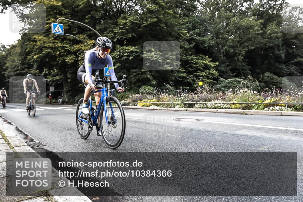 13.09.2026 - Stadtparktriathlon H.Heesch http://msf.ph/oto/10384366 13.09.2026 11:19:35 Radfahren 600, 612, 709, 733, 760, 812, 822 meine-sportfotos.de