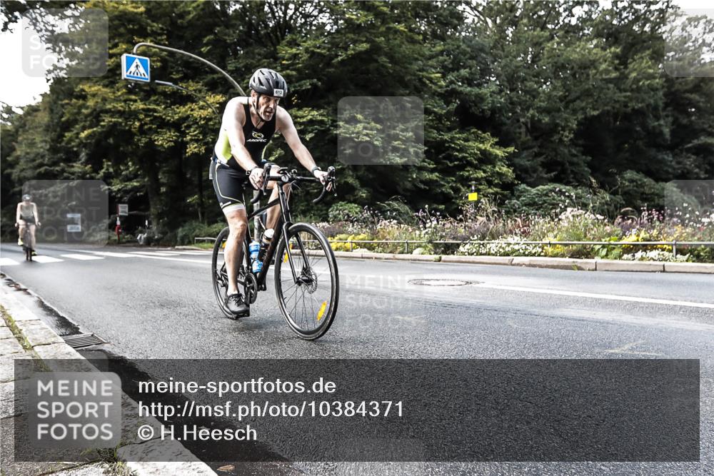 13.09.2026 - Stadtparktriathlon H.Heesch http://msf.ph/oto/10384371 13.09.2026 11:19:36 Radfahren 600, 612, 709, 733, 760, 812, 822 meine-sportfotos.de
