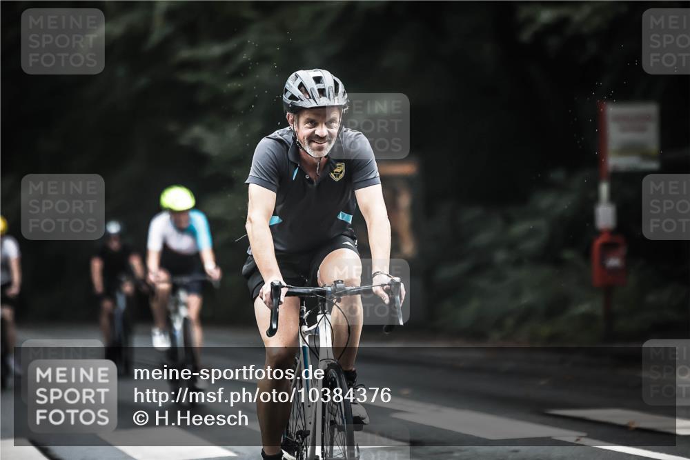 13.09.2026 - Stadtparktriathlon H.Heesch http://msf.ph/oto/10384376 13.09.2026 12:34:47 Radfahren 978, 1062, 1063, 1073, 1106, 1177, 1178, 1234 meine-sportfotos.de