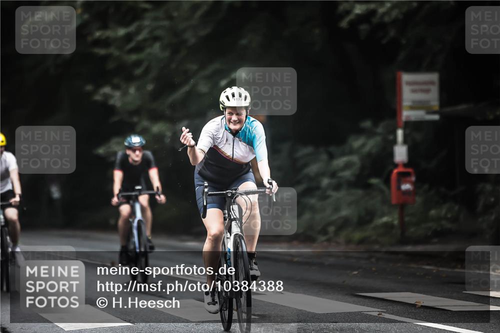 13.09.2026 - Stadtparktriathlon H.Heesch http://msf.ph/oto/10384388 13.09.2026 12:34:48 Radfahren 978, 1062, 1063, 1073, 1106, 1177, 1178, 1234 meine-sportfotos.de