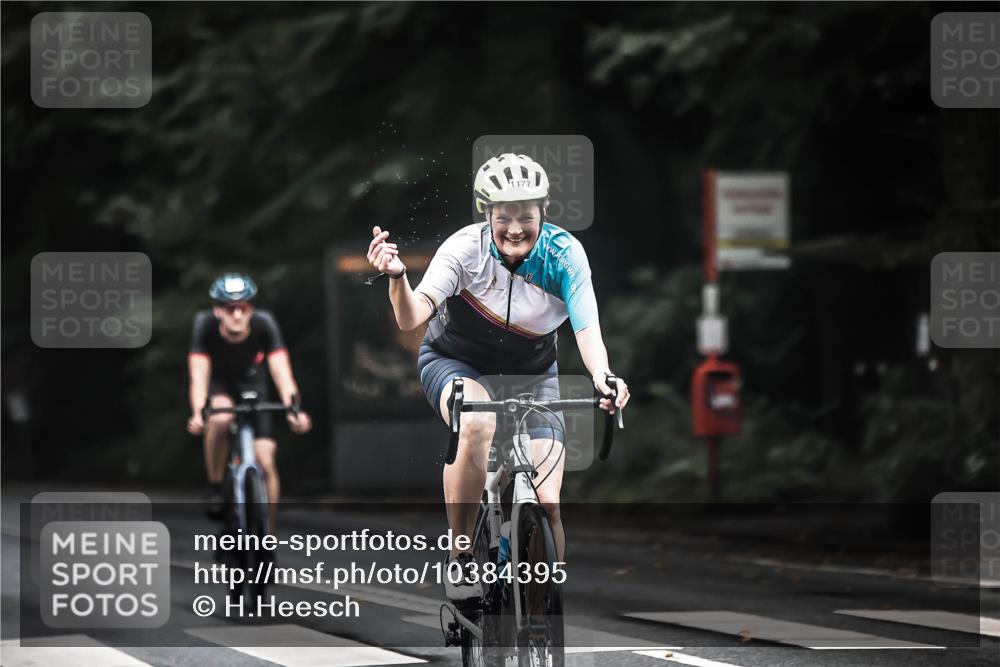 13.09.2026 - Stadtparktriathlon H.Heesch http://msf.ph/oto/10384395 13.09.2026 12:34:49 Radfahren 978, 1062, 1063, 1073, 1177, 1178, 1234 meine-sportfotos.de