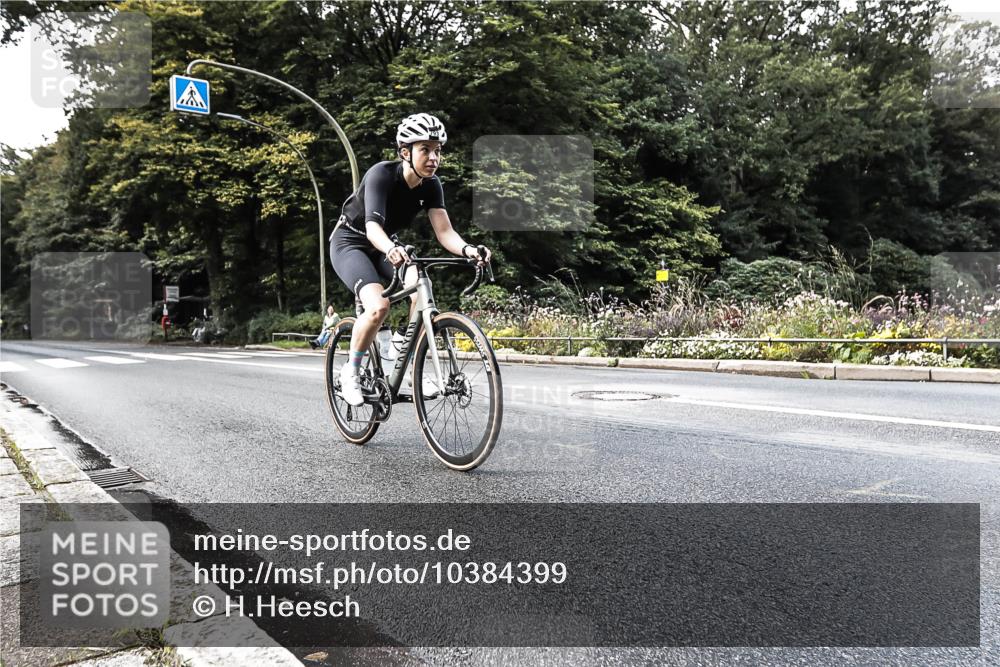 13.09.2026 - Stadtparktriathlon H.Heesch http://msf.ph/oto/10384399 13.09.2026 11:19:51 Radfahren 591, 595, 793 meine-sportfotos.de