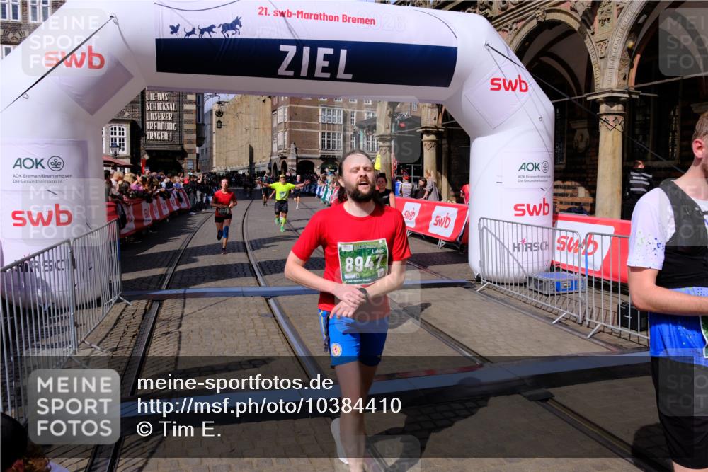 13.09.2026 - 21. swb-Marathon Bremen Tim E. http://msf.ph/oto/10384410 13.09.2026 13:22:12 Ziel 141, 148, 572, 1209, 2051, 3290, 3338, 3774, 3934, 4581, 4735, 5193, 6976, 7098, 8438, 8452, 8924, 8947, 9421, 9599, 10120 meine-sportfotos.de