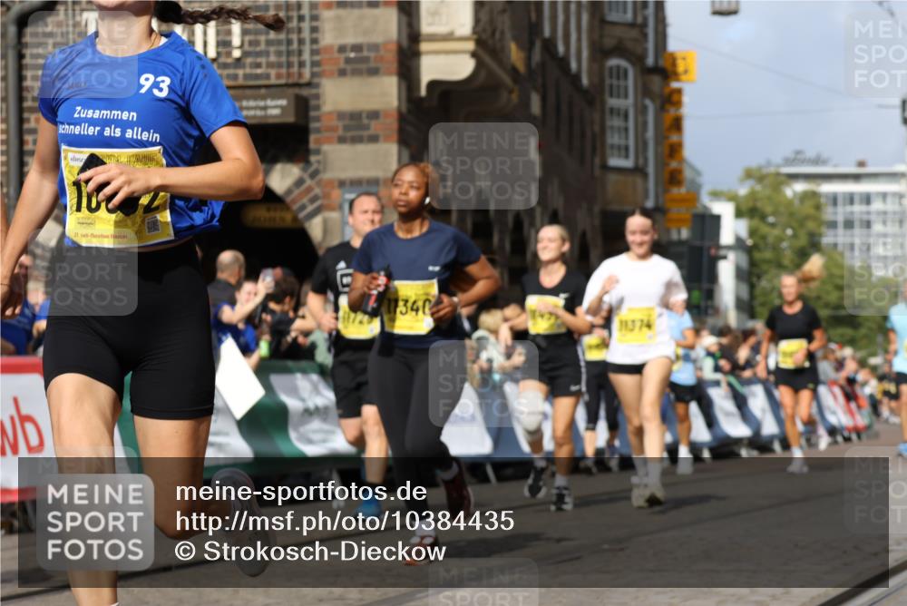 13.09.2026 - 21. swb-Marathon Bremen Strokosch-Dieckow http://msf.ph/oto/10384435 13.09.2026 11:06:30 Ziel 10204, 10375, 10376, 10662, 10681, 10682, 11029, 11156, 11460, 11674, 11690, 11775, 11786, 11849, 12479, 12486, 10323, 10654, 10795, 10849, 10989, 11021, 11240, 11370, 12146 meine-sportfotos.de