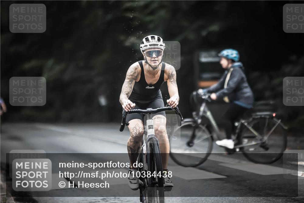 13.09.2026 - Stadtparktriathlon H.Heesch http://msf.ph/oto/10384438 13.09.2026 12:34:52 Radfahren 978, 1062, 1063, 1177, 1178, 1234 meine-sportfotos.de