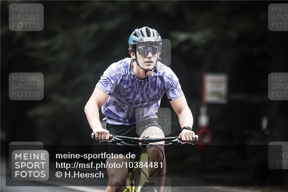 13.09.2026 - Stadtparktriathlon H.Heesch http://msf.ph/oto/10384481 13.09.2026 12:35:00 Radfahren 1000 meine-sportfotos.de