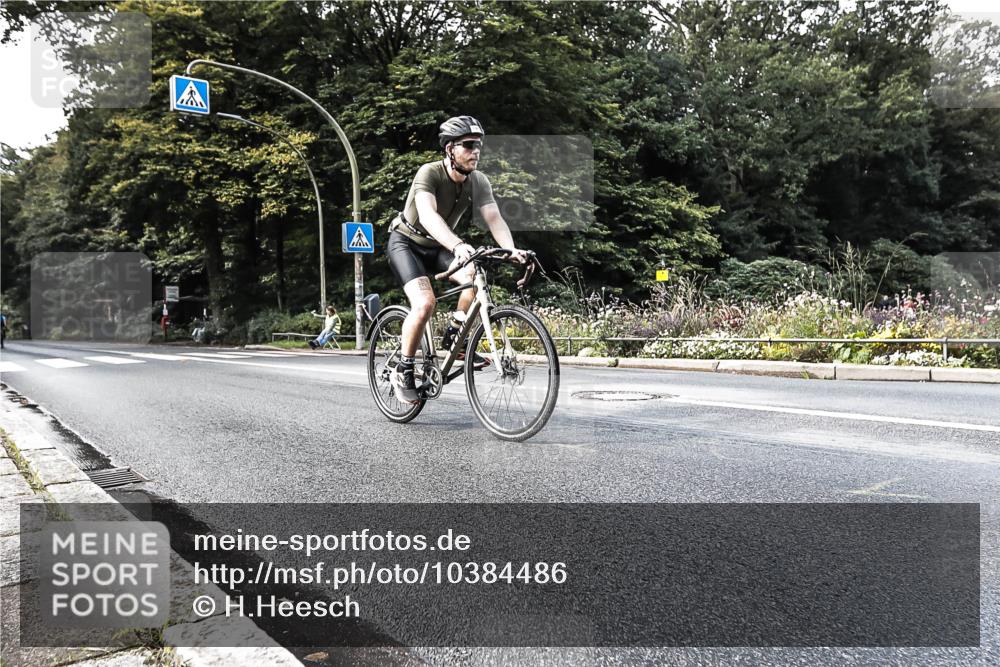 13.09.2026 - Stadtparktriathlon H.Heesch http://msf.ph/oto/10384486 13.09.2026 11:20:19 Radfahren 589, 596, 597 meine-sportfotos.de