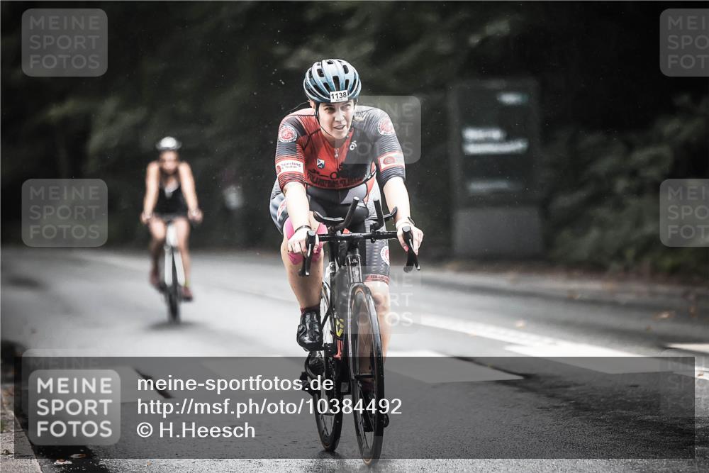 13.09.2026 - Stadtparktriathlon H.Heesch http://msf.ph/oto/10384492 13.09.2026 12:36:50 Radfahren 1081, 1138, 1252 meine-sportfotos.de