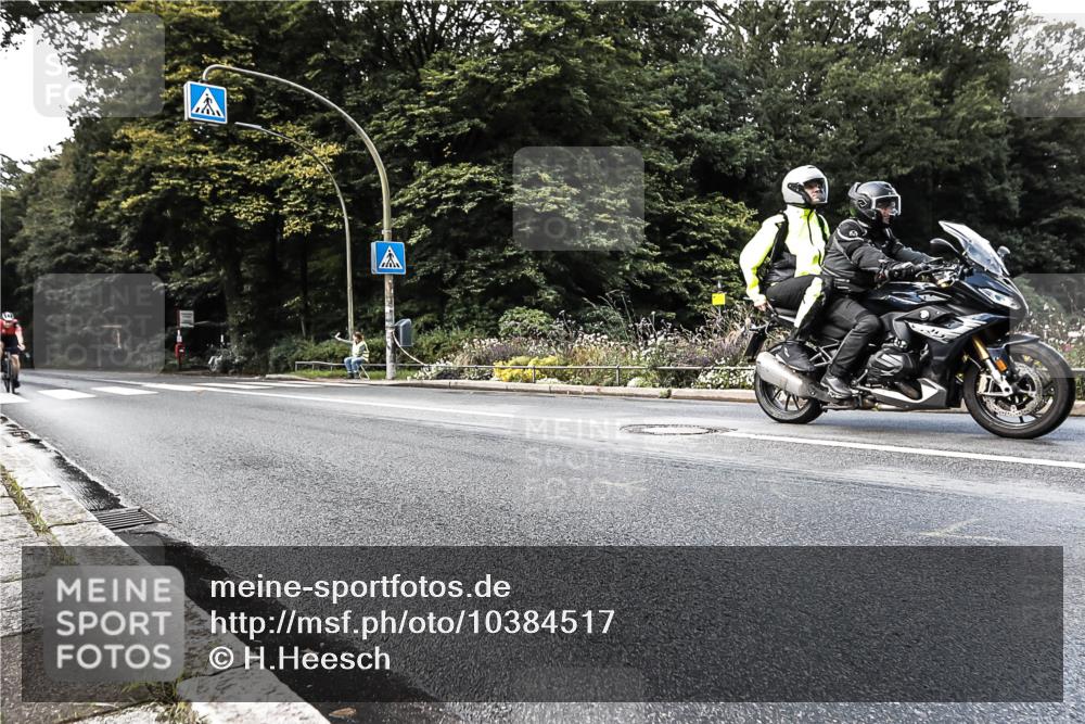 13.09.2026 - Stadtparktriathlon H.Heesch http://msf.ph/oto/10384517 13.09.2026 11:20:45 Radfahren 594, 602, 641, 824 meine-sportfotos.de