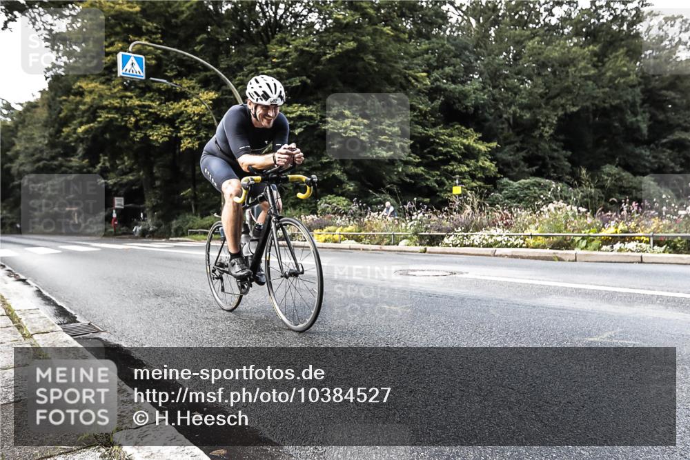 13.09.2026 - Stadtparktriathlon H.Heesch http://msf.ph/oto/10384527 13.09.2026 11:20:48 Radfahren 602, 641, 668 meine-sportfotos.de