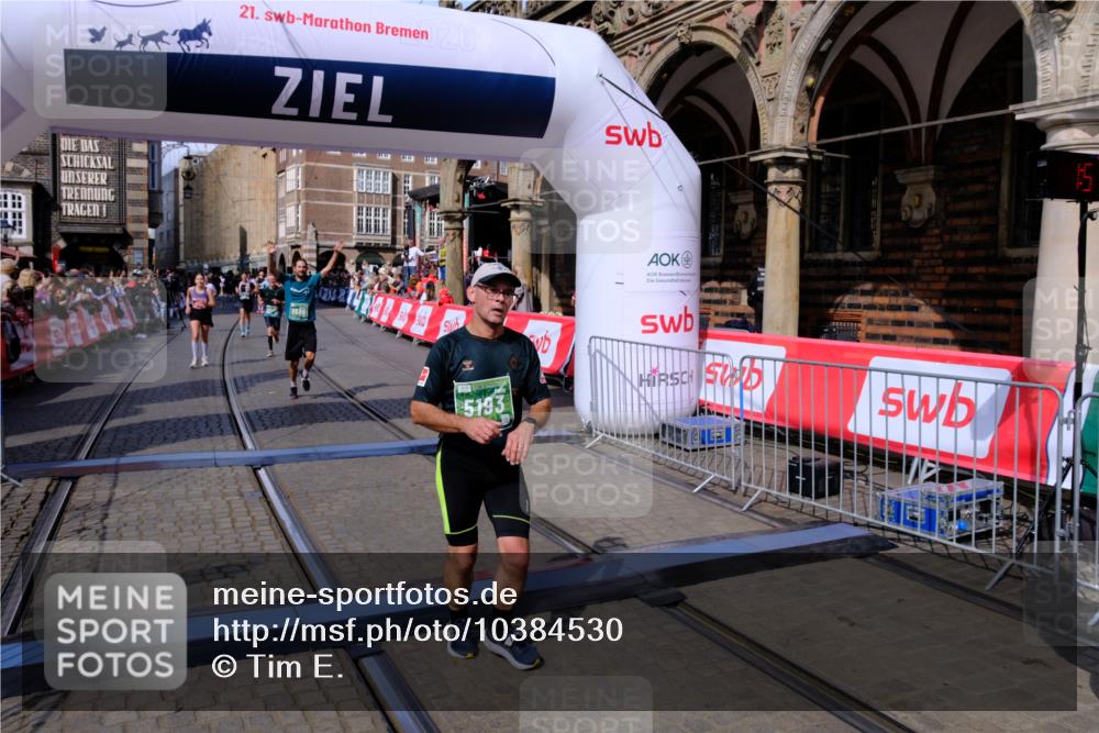 13.09.2026 - 21. swb-Marathon Bremen Tim E. http://msf.ph/oto/10384530 13.09.2026 13:22:20 Ziel 141, 148, 1209, 1645, 2051, 3021, 3338, 3652, 3774, 4581, 5193, 7098, 7625, 7917, 8438, 8452, 8924, 9599, 9839 meine-sportfotos.de
