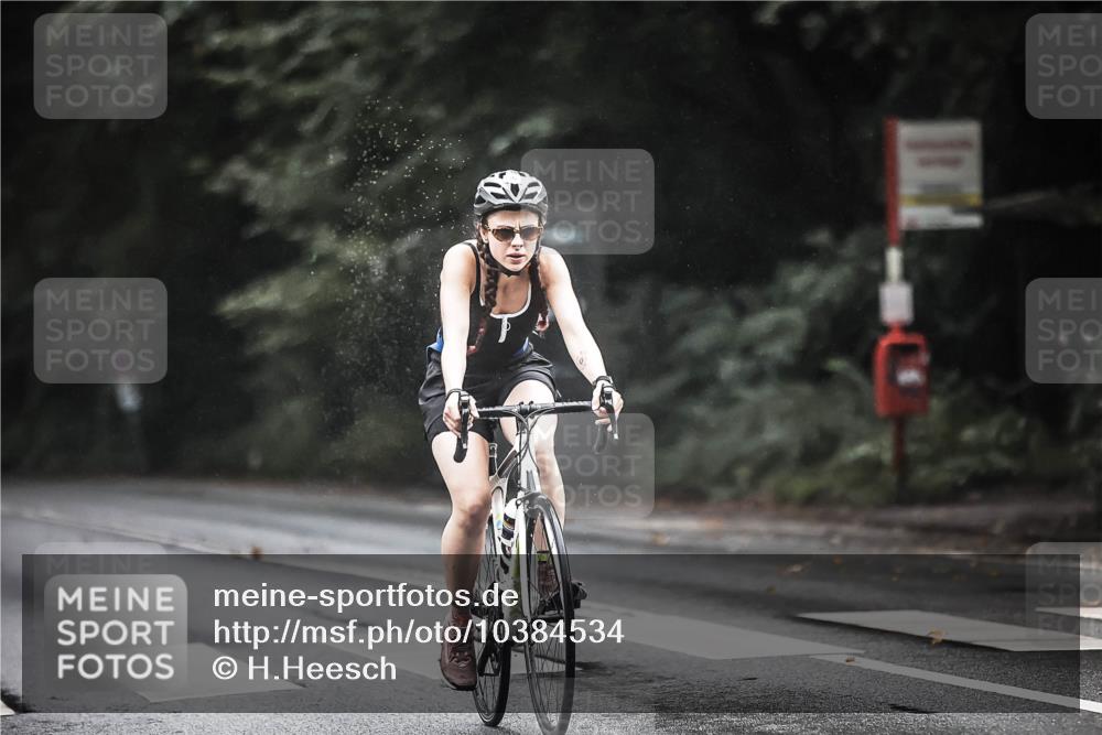 13.09.2026 - Stadtparktriathlon H.Heesch http://msf.ph/oto/10384534 13.09.2026 12:36:52 Radfahren 1081, 1138 meine-sportfotos.de